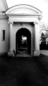Porte-cochere of Guggenheim Mansion