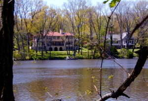 Homes along Carnegie Lake. 
