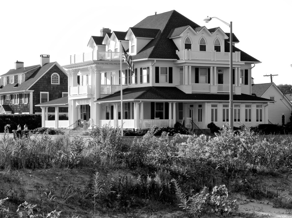 This 1900 home is valued at about $6.5MM